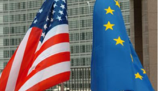 Euro retreats influenced by the possibility of European rate cut